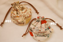 Load image into Gallery viewer, Round drawsting pouch