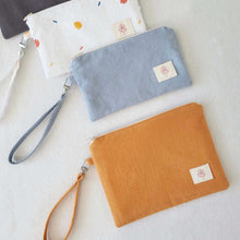 Load image into Gallery viewer, Wristlet zipper pouch