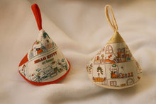Load image into Gallery viewer, Hello Kitty Pot Holders | set of 2

