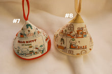 Load image into Gallery viewer, Triangle Pot Holders | set of 2
