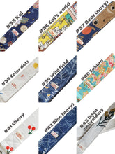Load image into Gallery viewer, Wristlet Keychain