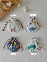 Load image into Gallery viewer, Round drawsting pouch
