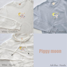 Load image into Gallery viewer, XIU SWEATSHIRT | EMBROIDERY ASTRONAUT | PIGGY | PEACH | AVO | RAINBOW
